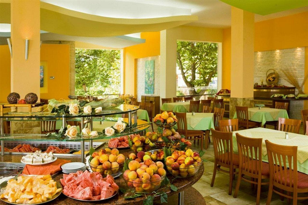 Hotel Orhidea Албена Екстер'єр фото